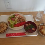 いっぷく茶屋 吉路 - おまかせ吉路日替ランチ 900円(税込)