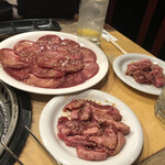 Genki Shichirin Yakiniku Gyushige Inadazutsumi Ten - 