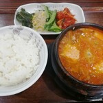 Seoul Ichiba Morishita Ten - スンドゥブ定食　900円