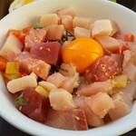 メフレ市場食堂 - 丼クローズアップ！