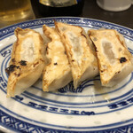 Tezutsumi Gyoza Sakaba CHANJA Sannomiyaekimaeten - 