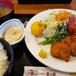 お食事処　星の郷 - とんかつ定食