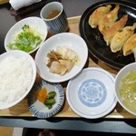 和風中華・手作り餃子の店ひろちゃん - 餃子定食　770円