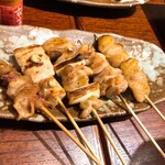 Kushiyaki Sakaba Kokoro Hakkenden Awa Za Ten - 焼き鳥5種