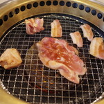 Yakiniku Juju Karubi Hachinohe Nosato Ekimae Ten - 早速焼きます