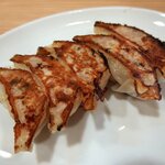 taishuugyouza sakabanyu maruken Yono Eki Mae Ten - マルケン焼き餃子・シングル5個180円