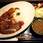 YUZURIHA Tsubame Sanjo Ten - チキンカツカレー　1100円