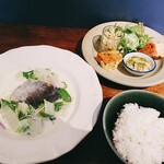 SATO - 秋鮭と旬野菜のクリーム蒸しランチ