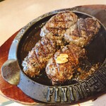 Flying Garden Takasaki Kamikobana Ten - 爆弾ハンバーグ・ダブル (200g×2・1,499円・税別)