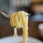 Bistro Colombo - 小海老ときのこのパスタ（ランチ¥990税込み）