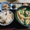 勢野うどん - 料理写真:きつねうどんのセット