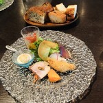 THE FUNATSUYA - 見た目に美しく美味しい前菜と、自家製パン