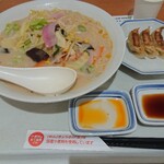 リンガーハット - チャンポン(無料1.5倍) + 餃子３個セット