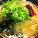 らーめん 嵐 - 嵐ラーメン はりがね 味薄い目 油少し多い目