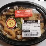 成城石井 - 海鮮と六種野菜のオイスターソース焼きそば