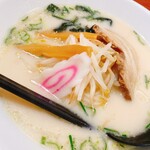 Taiwanese Umai - 豚骨ラーメン