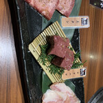 Kuroge Wagyu Yakiniku Ushikuro Mizue Ten - 