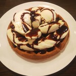 カフェ プレンヌ - チョコレートソースをかけました