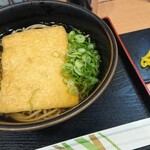 麺座丹波橋 - きつねそばとおにぎり。