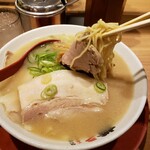 Ramen Yokozuna Hankyu Sanbangai Ten - 