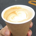 Espresso Aube - カフェラテ（ホット・Sサイズ）　500円