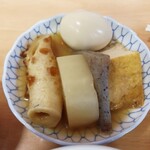 Daiei Shokudo - おでん盛り。薄味なのに味がちゃんと沁みてます。ダシはそこまで高級なものではありませんが、なのに旨い。やるなぁ。