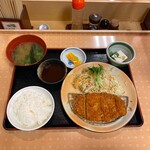 街かど屋 - とんかつ定食