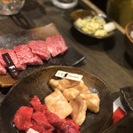 Yakiniku Horumon Ryunosu Osaka Kyobashi - フリソデ　マルチョウ　ふわ福