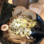 Ramen Taka no Tsume Shibetsu Ten - 龍の雫¥850にネギ増し¥150