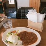 Stew & Curry Yokohama KAN - とろーりアボカドのビーフカレー