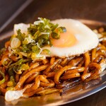 ホルモン焼きうどん 夕凪 - 