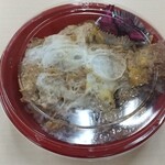 Isen Honten Nihonbashi Takashimaya Ten - ロースかつ丼 972円 ♪