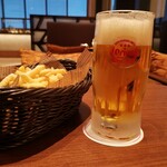 レイールBAR - 料理写真:ビール＆ポテト(((*≧艸≦)ﾌﾟﾌﾟｯ