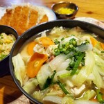 居酒屋一本松 - 料理写真:豆腐野菜そば、セット(焼きめし+カツ)