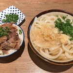 Wa Bistro SAKU Idabashi Ten - 山椒牛しぐれご飯 + かけうどん（温）（麺大盛り）