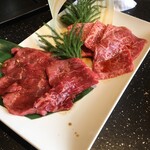 焼肉 べこ亭 - ハラミ2種の単品オーダーにて