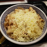 Yoshinoya Aomori Ekimae Ten - チーズ豚丼