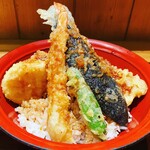 Tempura Seafood Gofuku Ohatsutenjin Ten - 得々天丼