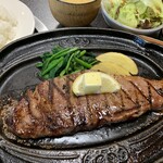 まえだ - ステーキランチ 1,320円