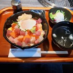 Aburi Ryouri no Gonjuro - 本日のバラちらし丼　968円