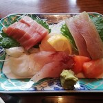 Sushi Izakaya Taman - 刺身６種盛