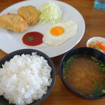 olive kitchen 和 - 牛コロッケ定食