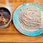 Udon Snack Matsu to Mugi - こんな色したうどん見たことありますか？　