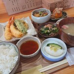 Tabenomi Dokoro Kuriya - 天ぷら定食 1,000円(税込)