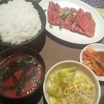 Yakiniku Gyusei Nishi Oojima Ten - 