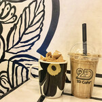 2D Cafe Shin Okubo Ten - 