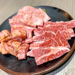 Wagyu Yakiniku Aokiya Bettei - 尾崎牛カルビ・上中落カルビ・上カルビ