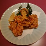 Private rooms Izakaya Kamon - 鶏ももザンギ（唐揚げ）560円