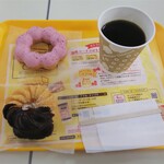 mister Donut Ion Nishinomiya Shop - ポン・デ・ストロベリー＆エンゼルフレンチ＆コーヒー