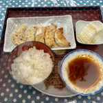 餃子ショップ - 焼餃子　税込350円　ライス税込250円